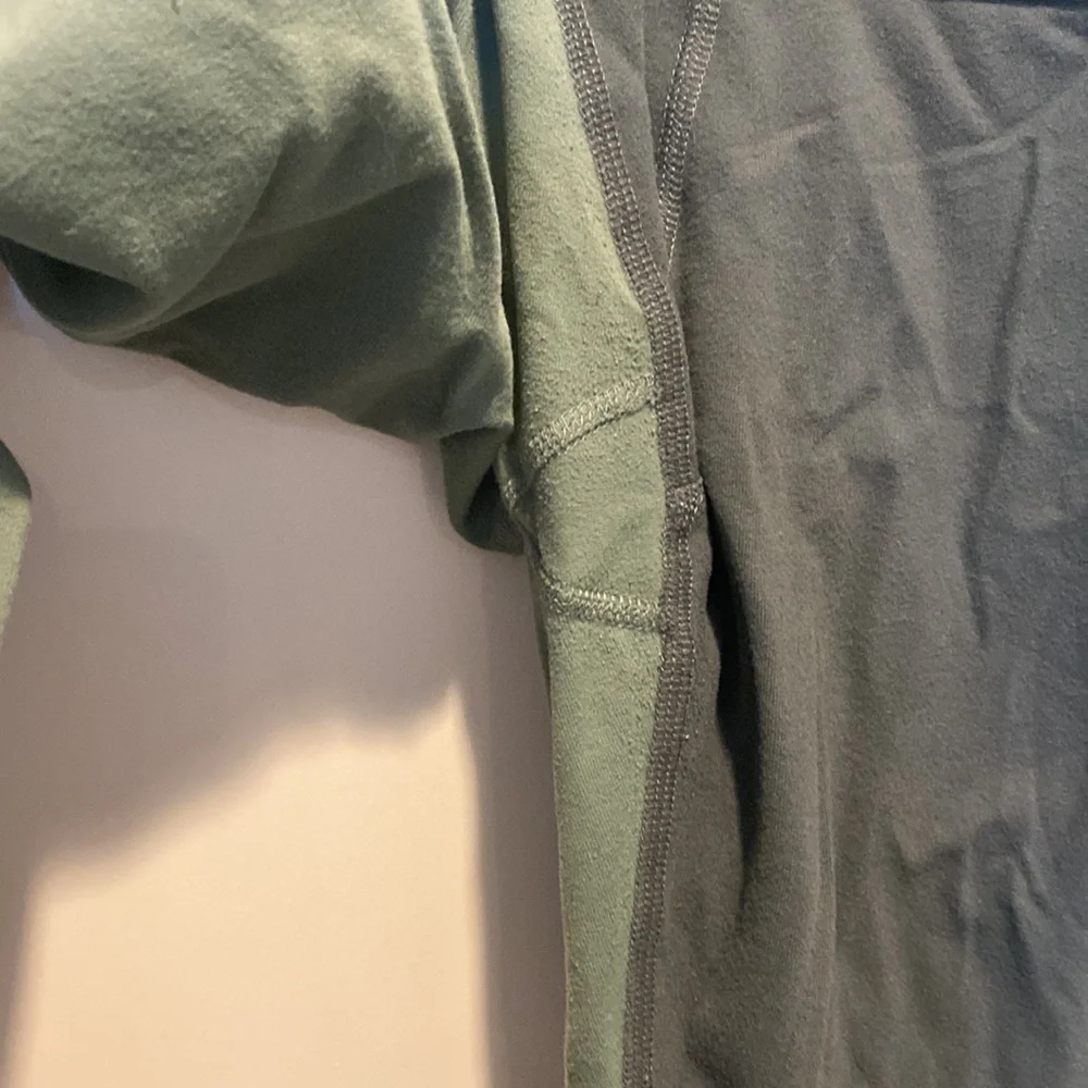 Beyond Yoga Colorblock Leggings - Picture 5 of 5